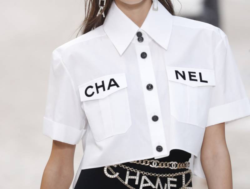 Kaia Gerber walking in the Chanel 2019 Spring/Summer Ready-to-Wear Collection.
