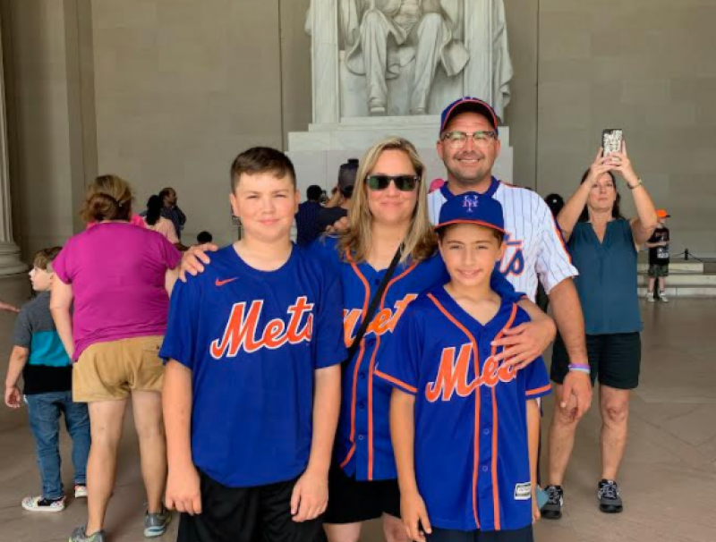 Salvatore Balsamo and his family ready to cheer on the New York Mets 