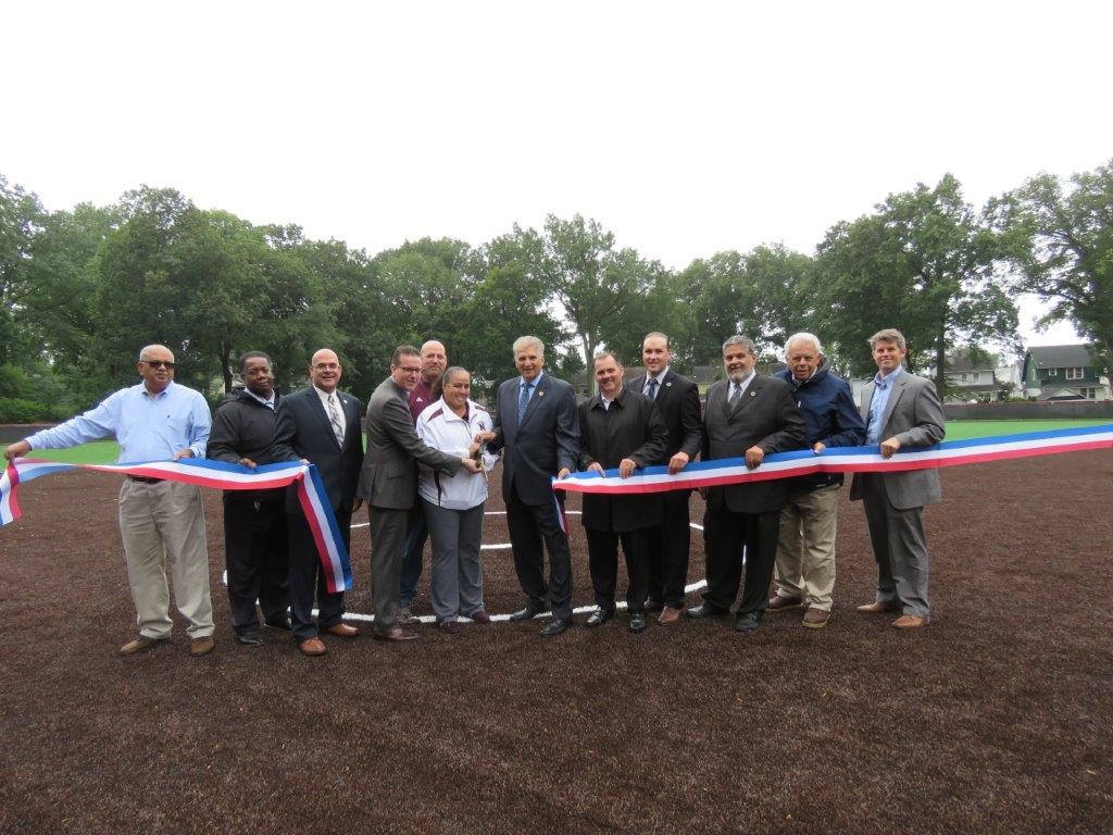 Photo: http://essexcountynj.org/essex-county-executive-divincenzo-announces-upgrades-to-fields-in-essex-county-branch-brook-park-and-essex-county-yanticaw-park/