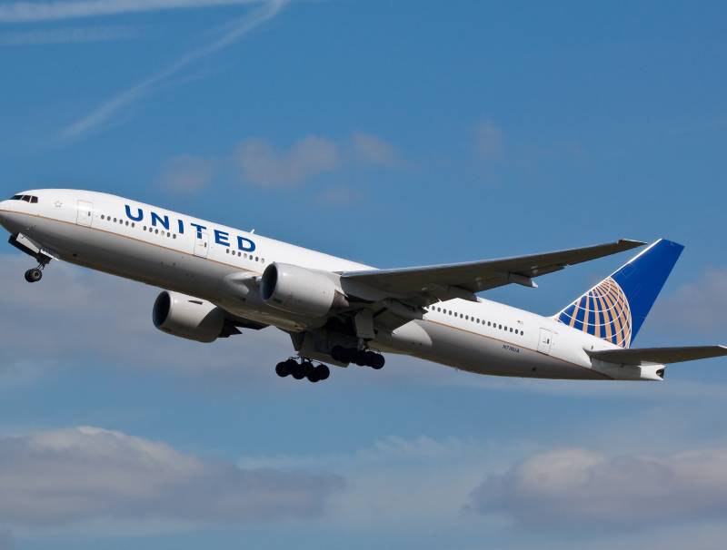 United Airlines Plane Taking Flight